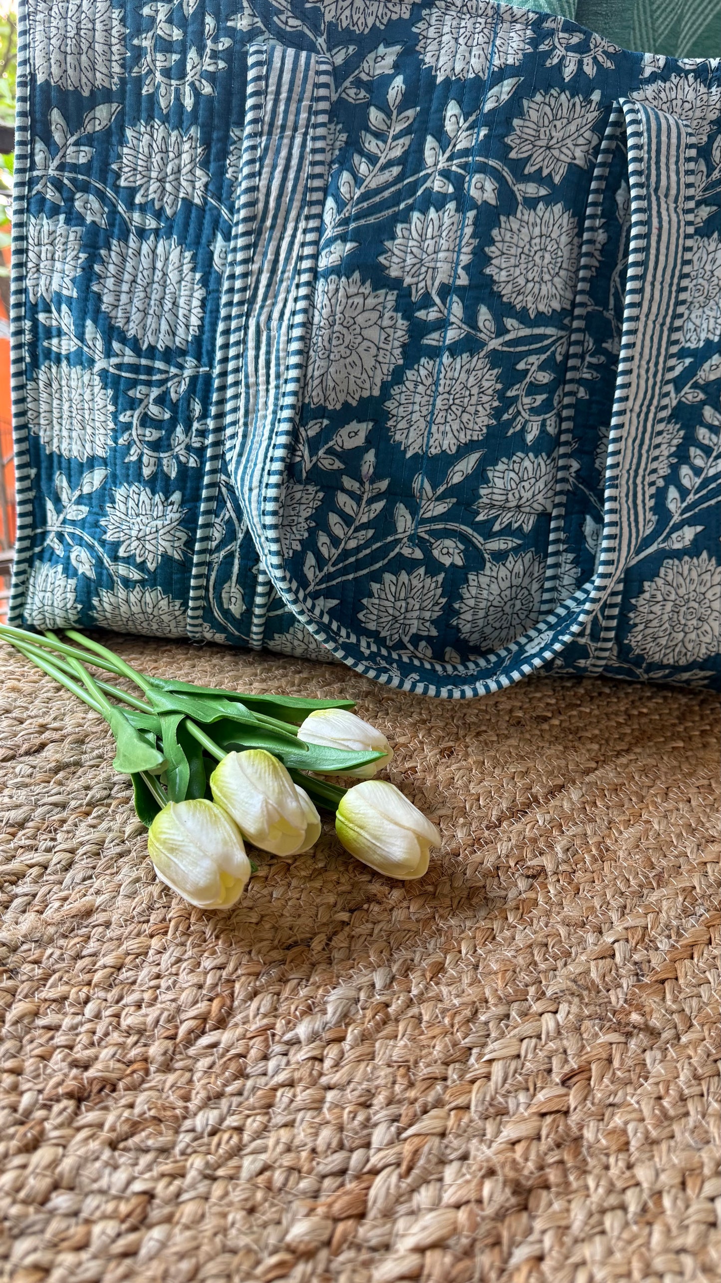 Tote Tales