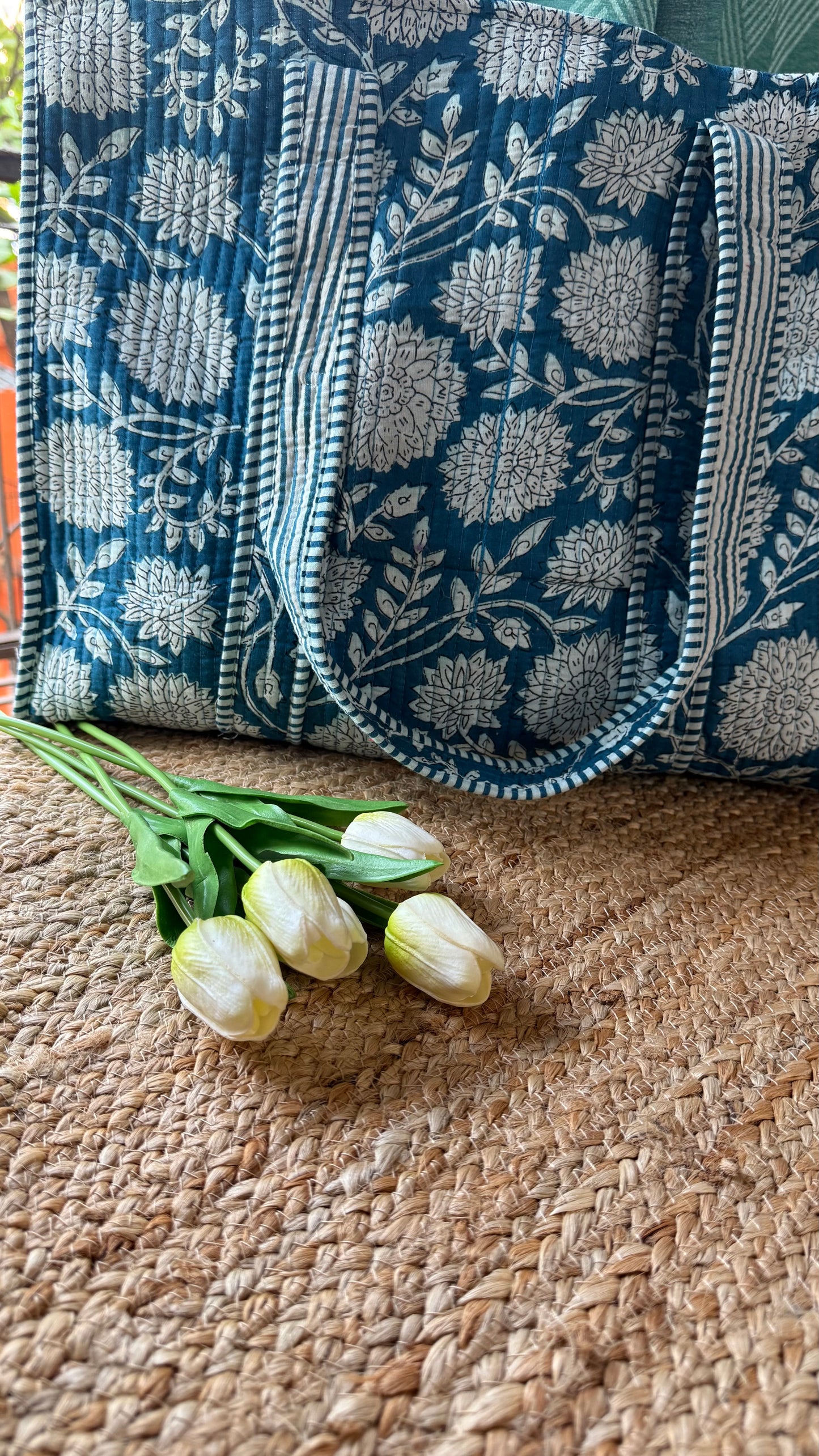 Tote Tales
